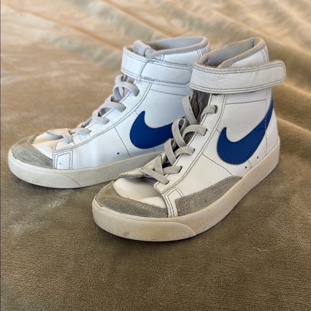 Nike Blazer Mids